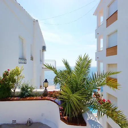 In Near Canyelles Apartman *