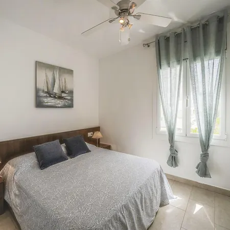 Apartman In Near Canyelles *