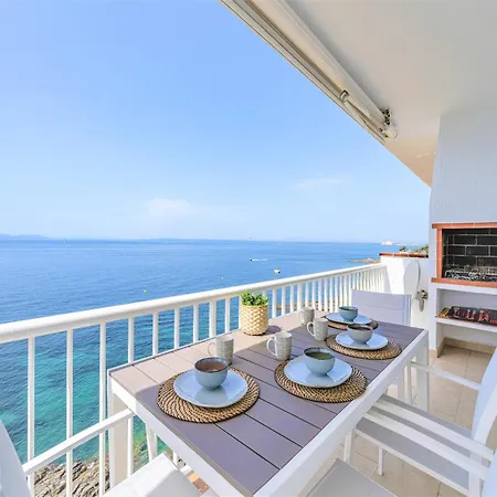 In Near Canyelles Roses