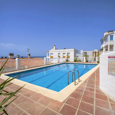 Pretty With Balcony Apartment *