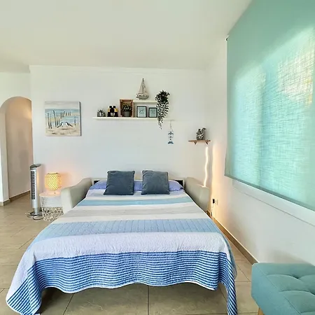 Apartment Pretty With Balcony *