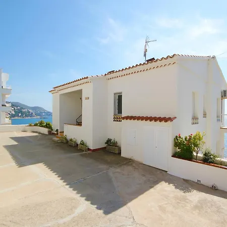 In Near Canyelles Apartman Roses