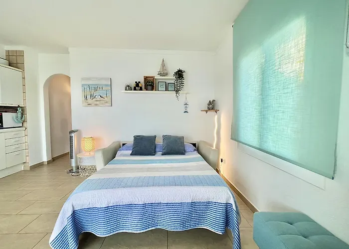 Appartement In Near Canyelles *